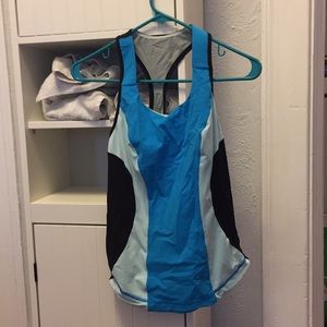 Lululemon tank